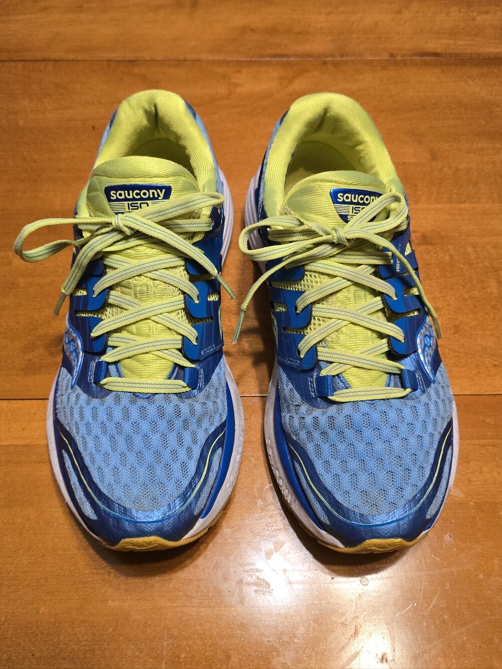 Saucony Blue and Yellow Women's Running Shoes